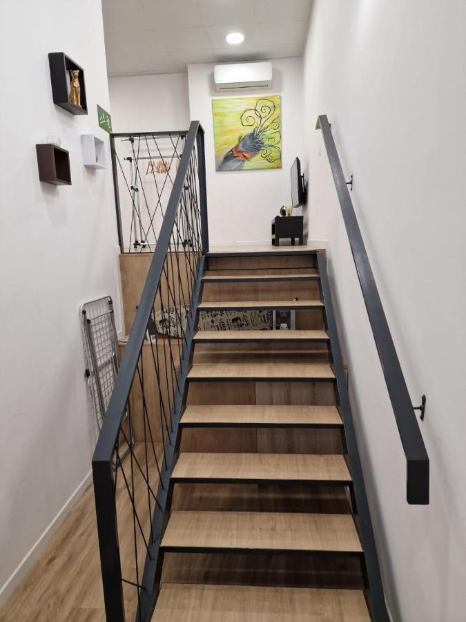 Moderno Apartamento Del Arquitecto Lejlighedshotel Valencia Eksteriør billede