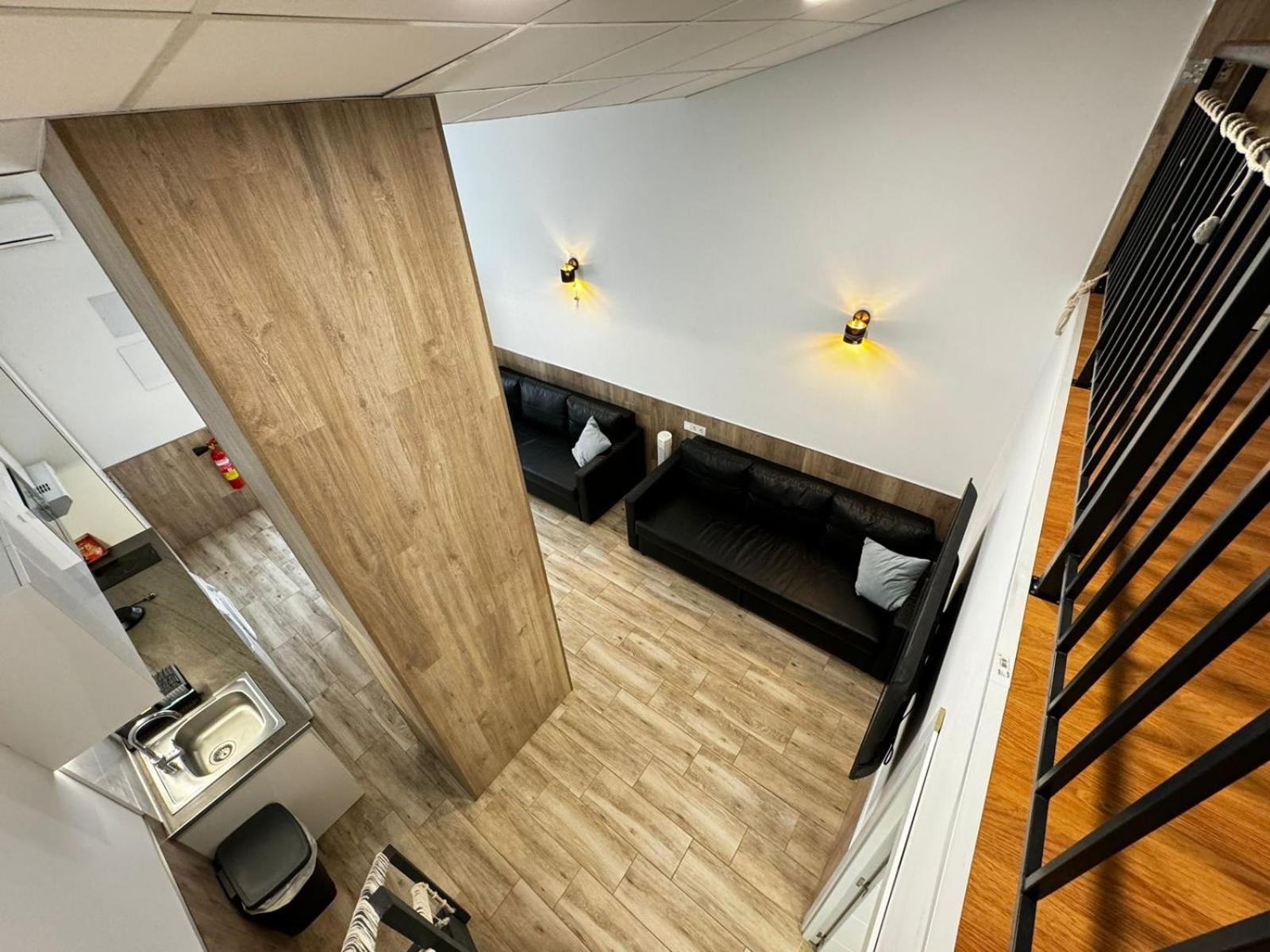 Moderno Apartamento Del Arquitecto Lejlighedshotel Valencia Eksteriør billede